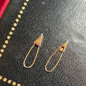 LOREN STEWART 14k Mini Triangle Safety Pin Earrings in YG